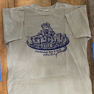 Vintage 90s Iguana Joes Bar and GrillT-Shirt